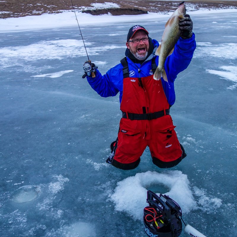Ice fishing game - Experience the Thrill of Ice Fishing in the UK's Winter Wonderland